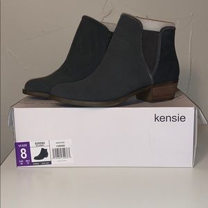Kensie Suede Gerona Ankle Boots Size 8